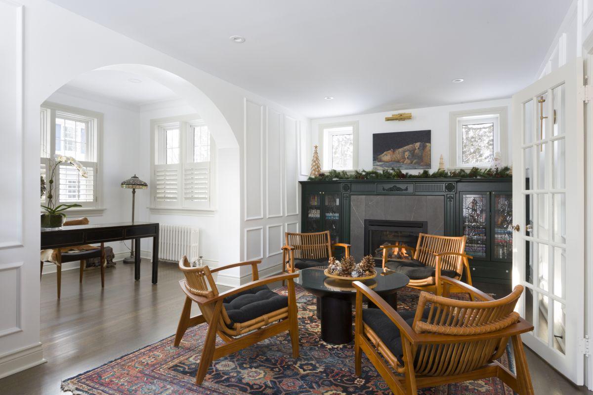 Living room wall mouldings