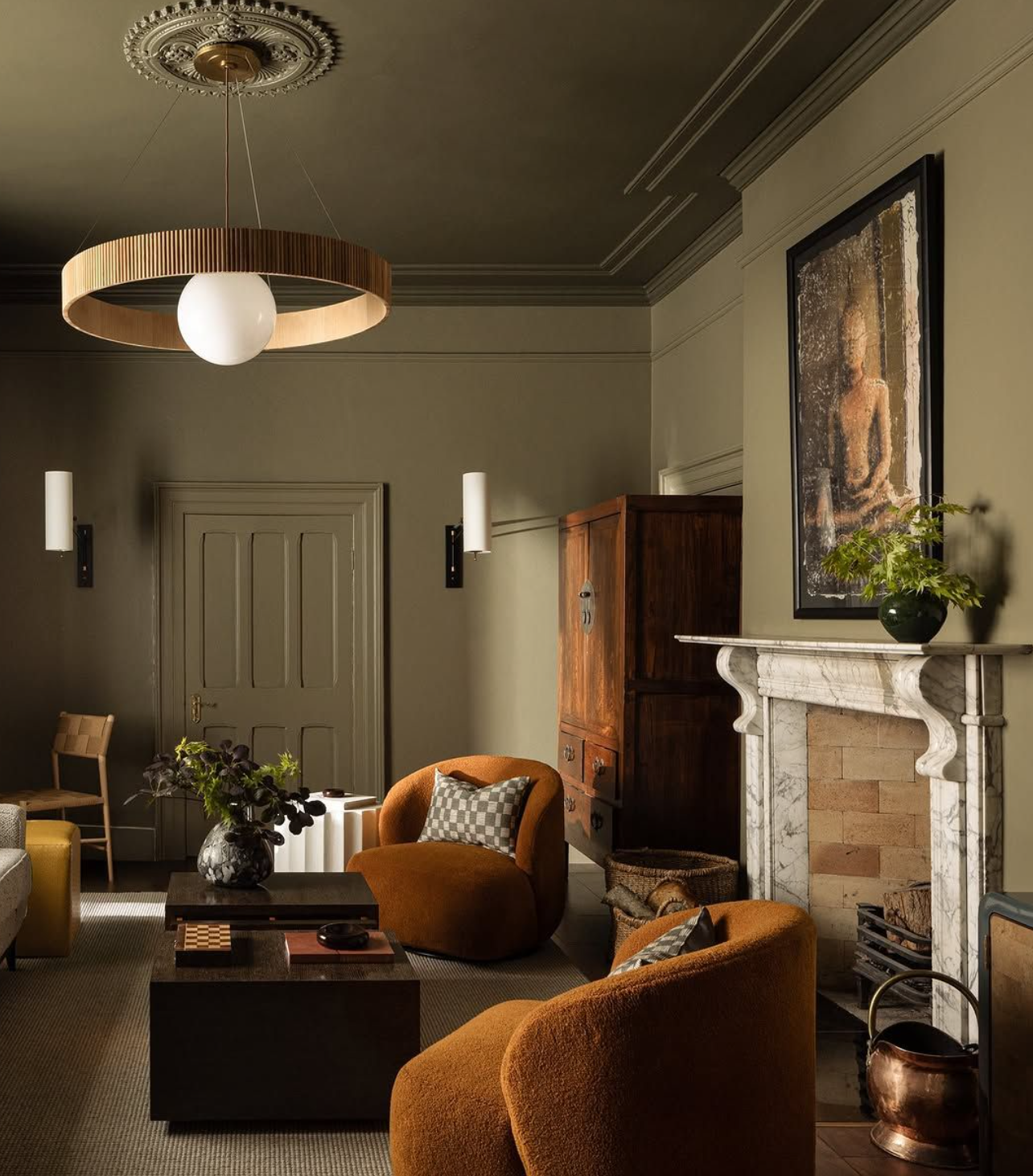 color drenched room from Suitewood